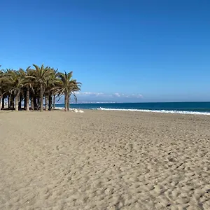 https://apartamentos-los-alamos.es-andalucia.com